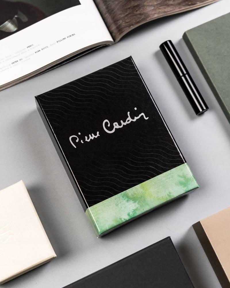 Pierre Cardin moteriška odinė rankinė, elegantiška, erdvi, užsegama spaude.