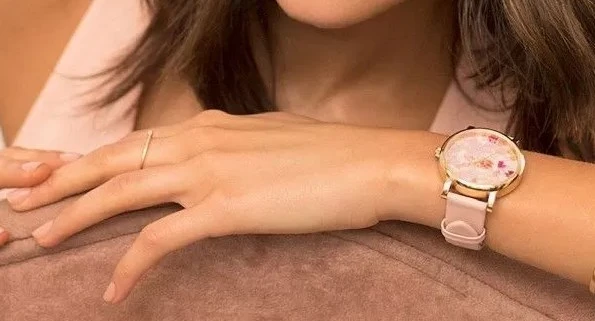 Moteriškas laikrodis TIMEX FASHION CRYSTAL BLOOM TW2R66300 (zt668a)