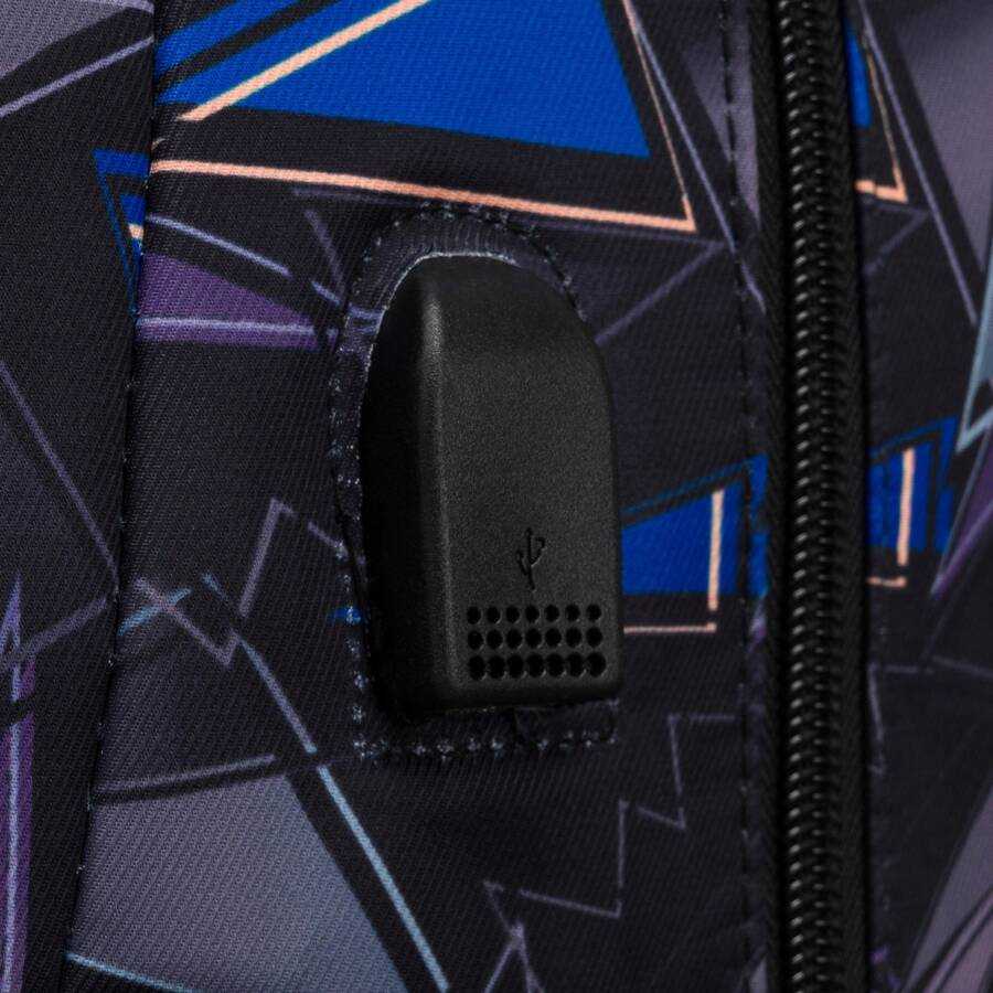 Didelė, įvairiaspalvė poliesterio mokyklinė kuprinė su USB prievadu – Peterson