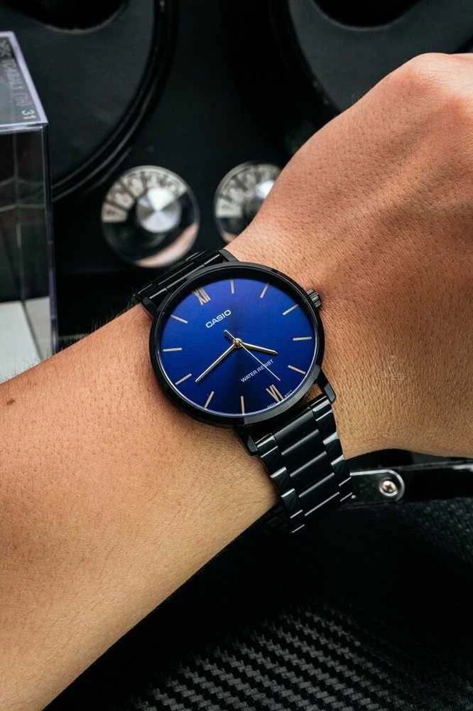Casio Vyriškas laikrodis MTP-VT01B-2B + DĖŽUTĖ