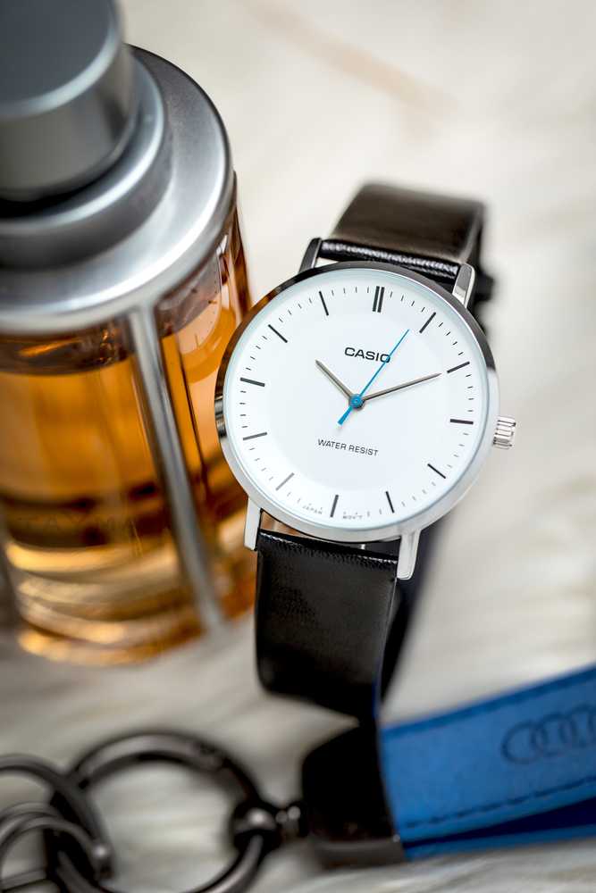 Vyriškas laikrodis CASIO MTP-VT04L-7E + BOX