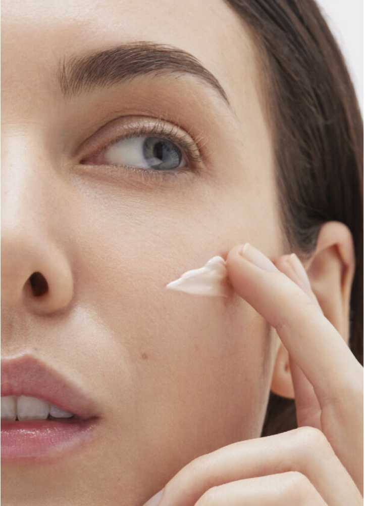"Babe Hidro 24h" gelinis kremas 50ml