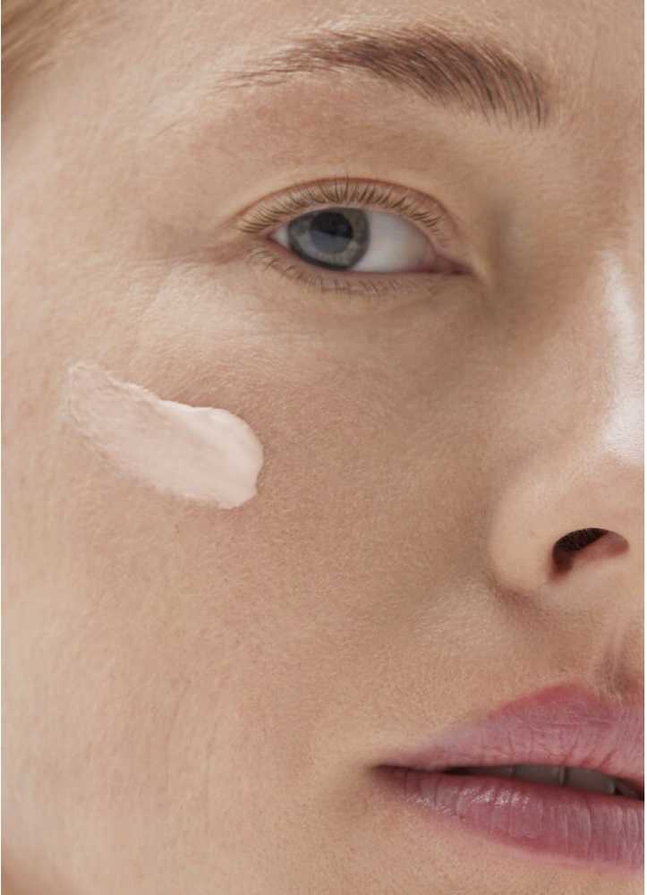 "Babe Multiaction" brandžios odos kremas 50ml