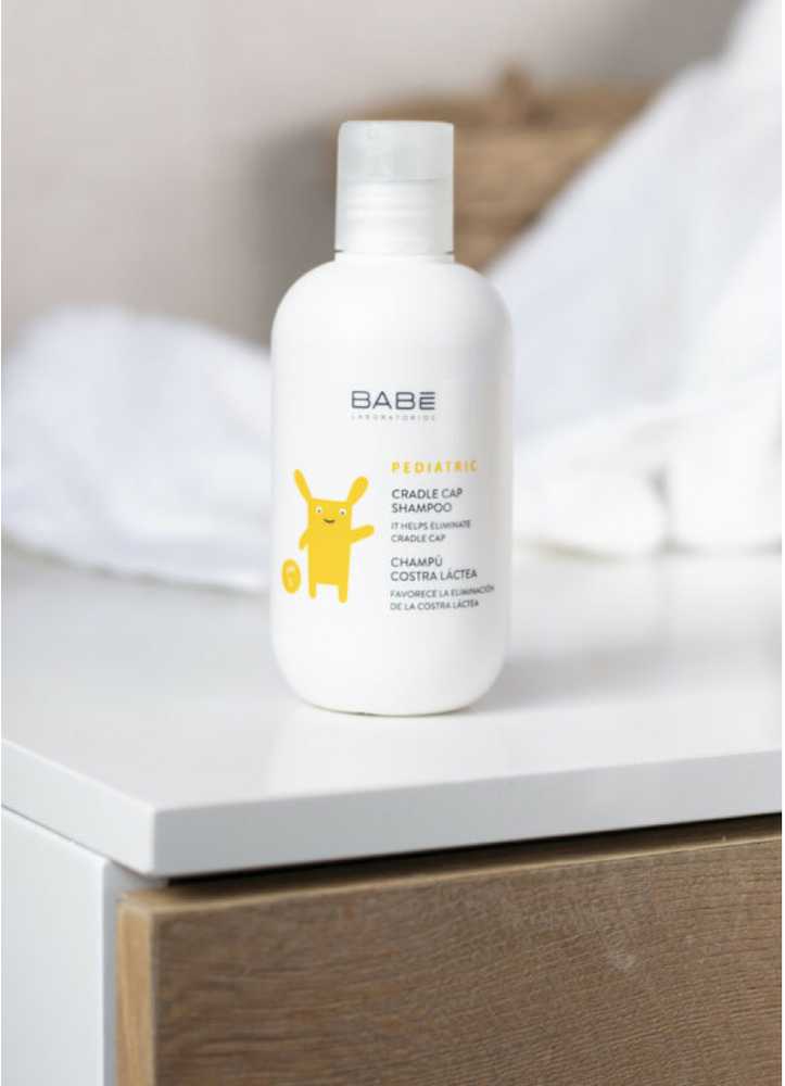 BABĒ šampūnas nuo kūdikių seborėjinio dermatito PEDIATRIC, 200 ml