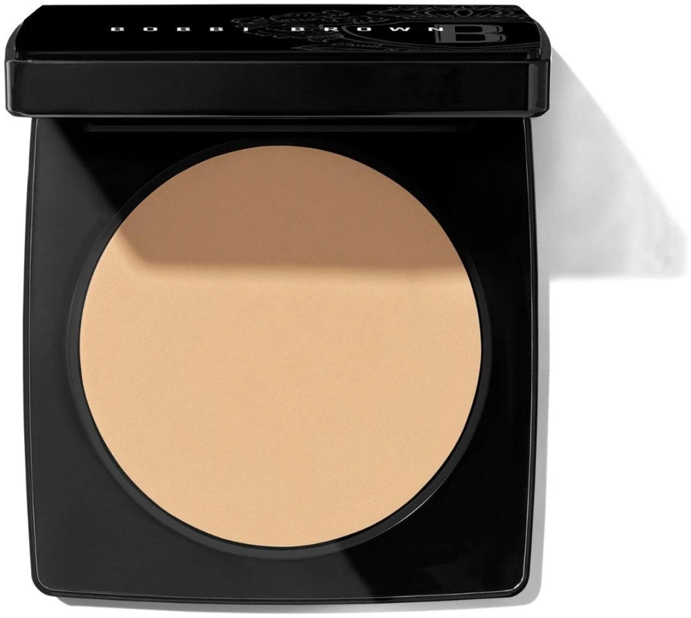 Bobbi Brown Sheer Finish Pressed Powder kompaktinė pudra, atspalvis: Soft Sand, 9 g