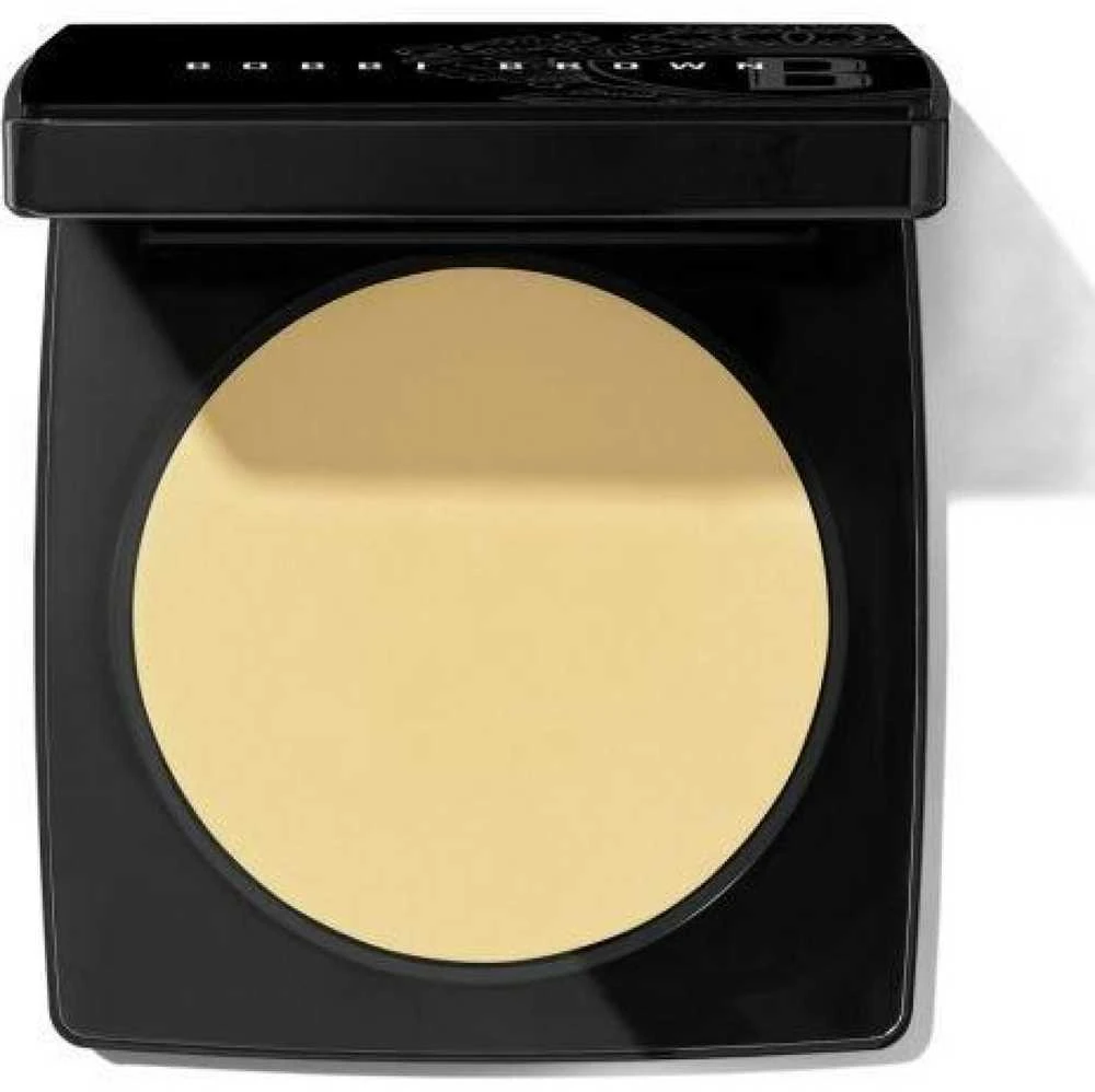 Bobbi Brown Sheer Finish Pressed Powder kompaktinė pudra, atspalvis: Pale Geltona, 9 g