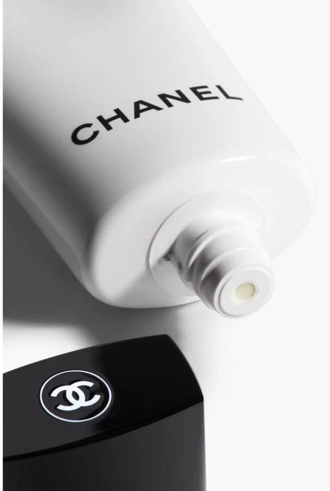 Chanel La Mousse Camelia valomosios veido putos, 150 ml