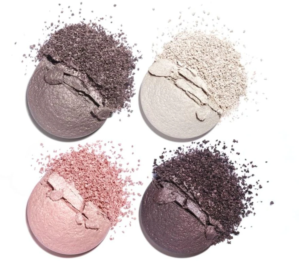 Chanel Les 4 Ombres Multi Effect Quadra Eyeshadow keturių spalvų akių šešėlių paletė, atspalvis: 202 - Tisse Camelia, 2 g
