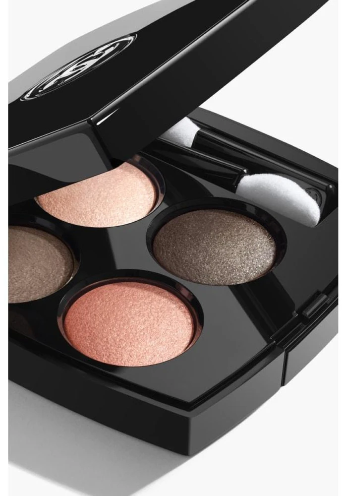 Chanel Les 4 Ombres Multi Effect Quadra Eyeshadow keturių spalvų akių šešėlių paletė, atspalvis: 204 - Tissé Vendome, 2 g