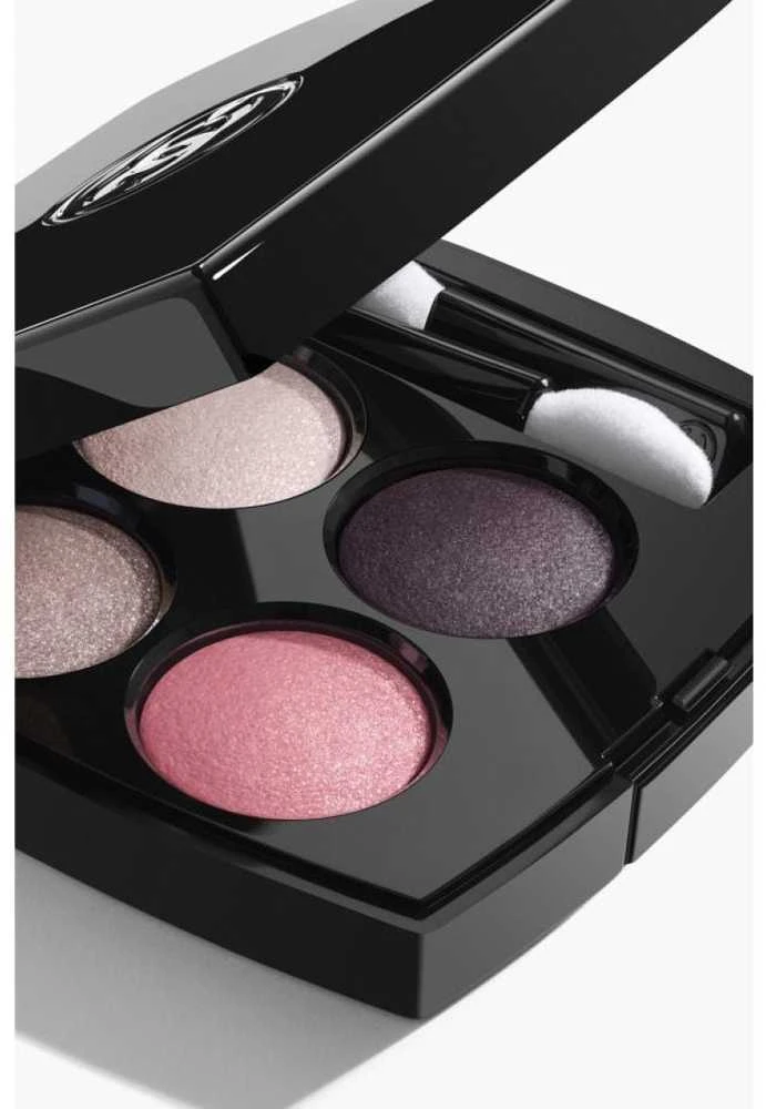 Chanel Les 4 Ombres Multi Effect Quadra Eyeshadow keturių spalvų akių šešėlių paletė, atspalvis: 228 - Tissé Cambon, 2 g
