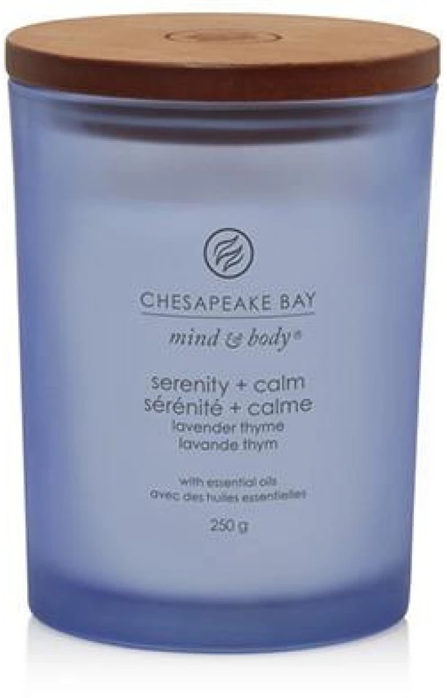 Chesapeake Bay Candle vidutinė žvakė – Serenity & Calm (Lavender Thyme)