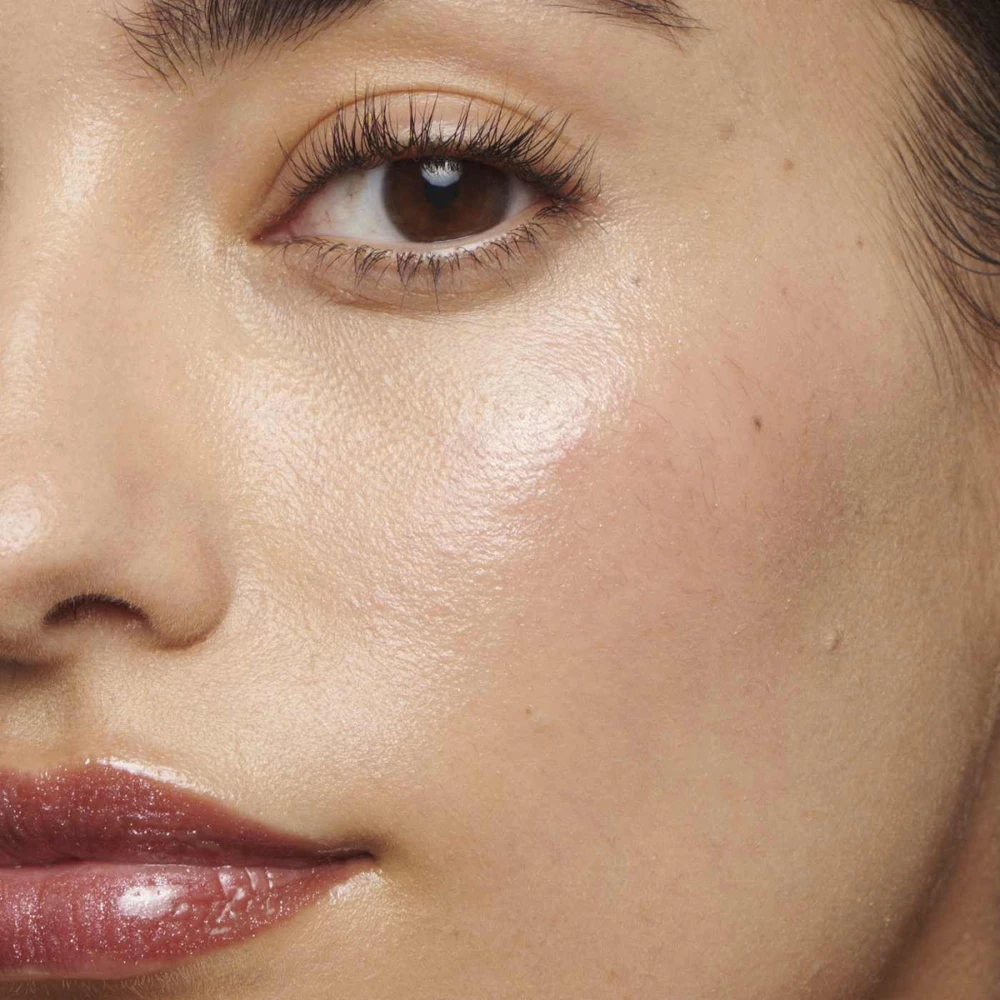 Clarins Lip Perfector Glow lūpų blizgis, atspalvis: 25 Mulberry Glow, 12 ml