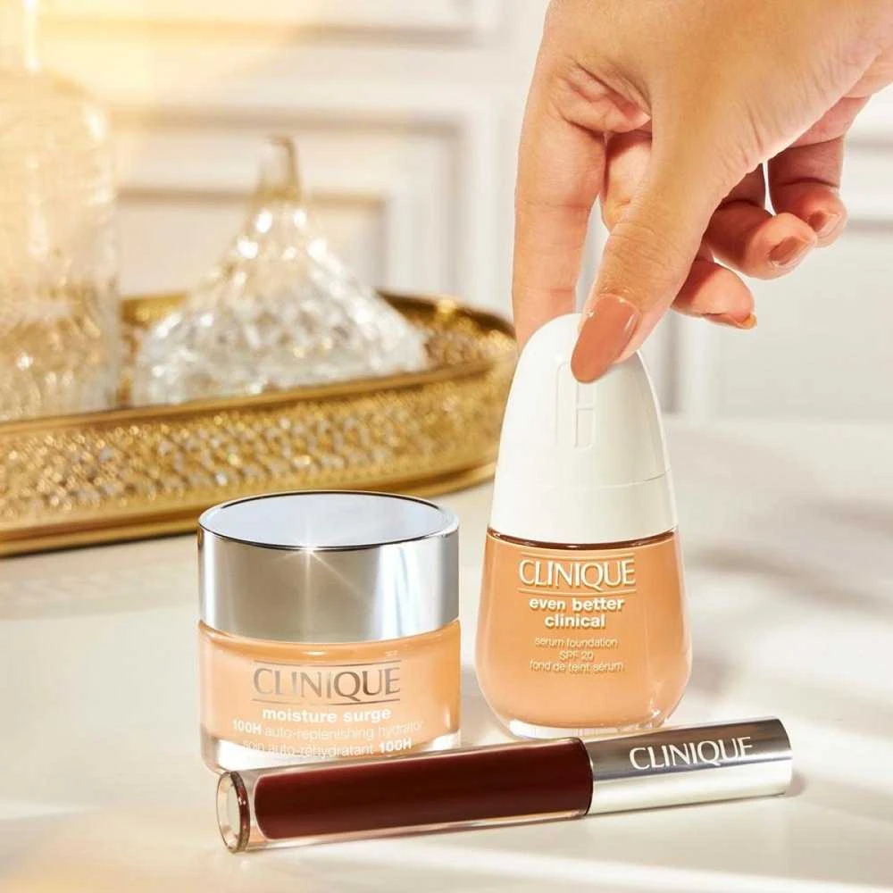 Clinique Even Better Clinical Serum Foundation SPF 20 makiažo pagrindas, atspalvis: WN04 Bone, 30 ml