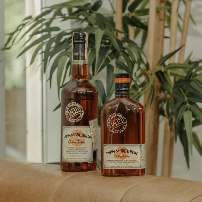 Daugiafunkcė priemonė vyrams 3 in 1: stiprinamasis šampūnas, kondicionierius ir kūno prausiklis viename 18.21 Man Made Wash Noble Oud, 946 ml