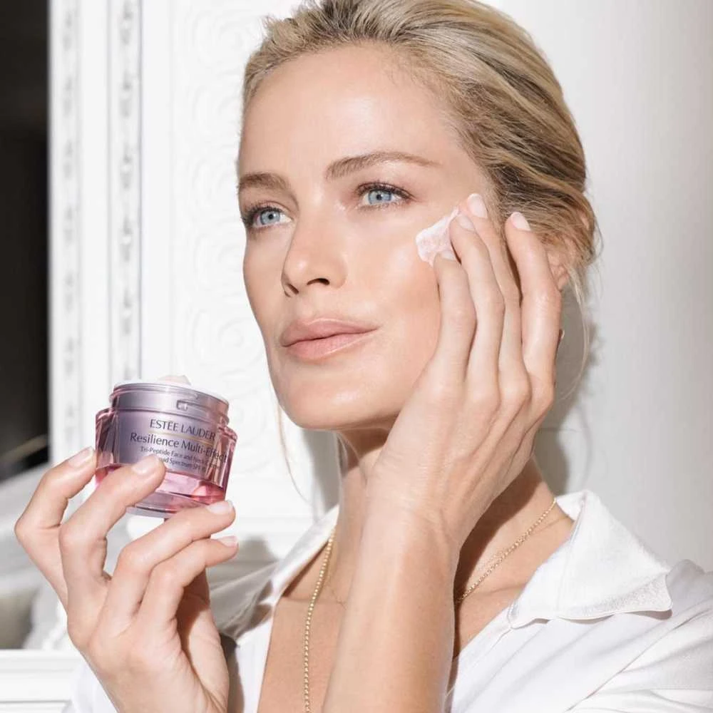 Estée Lauder Resilience Multi-Effect Tri-Peptide Face And Neck Kreminis Normal And Mixted Skin SPF 15 veido kremas normaliai ir mišriai odai, 50 ml