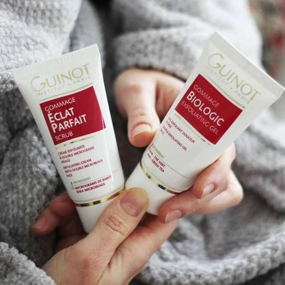Guinot Eclat Parfait Scrub skaistinamasis šveičiamasis veido kremas, 50 ml