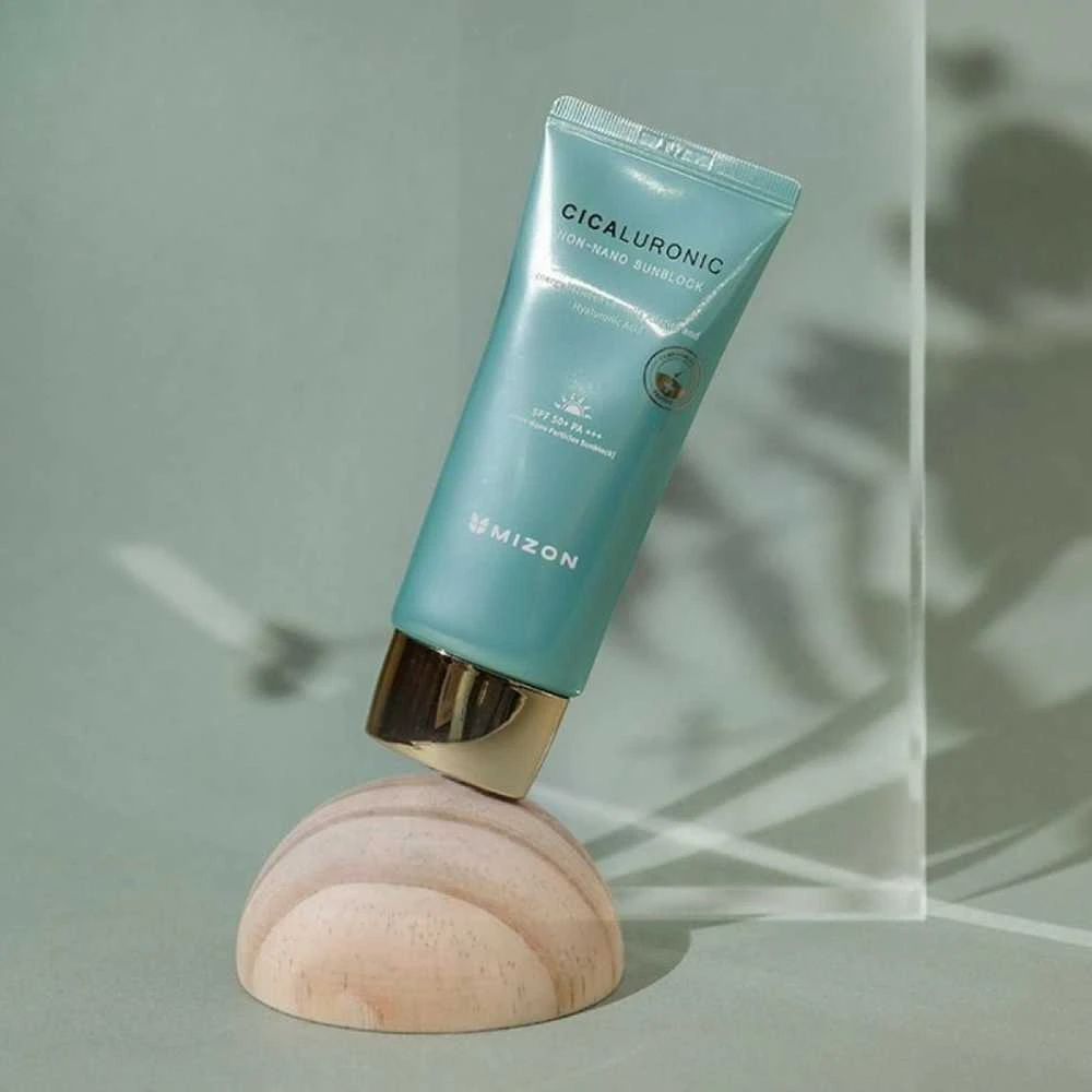 Kremas veidui Mizon Cicaluronic Nonnano Sunblock SPF50+, su SPF 50+ apsauga, 50 ml
