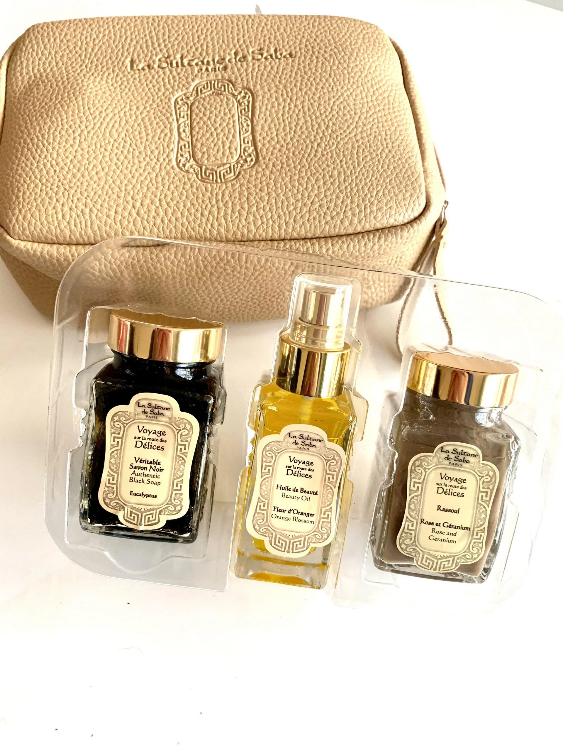 La Sultane de Saba Hamam Rituals Neutral Body care set kūno priežiūros rinkinys: juodas muilas, grožio aliejus, rassoul