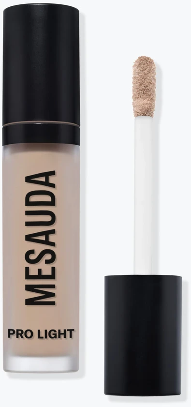 Mesauda Pro Light Highly Moisturizing Fluid Maskuoklis drėkinamasis skystas maskuoklis, atspalvis: W20, 4 ml