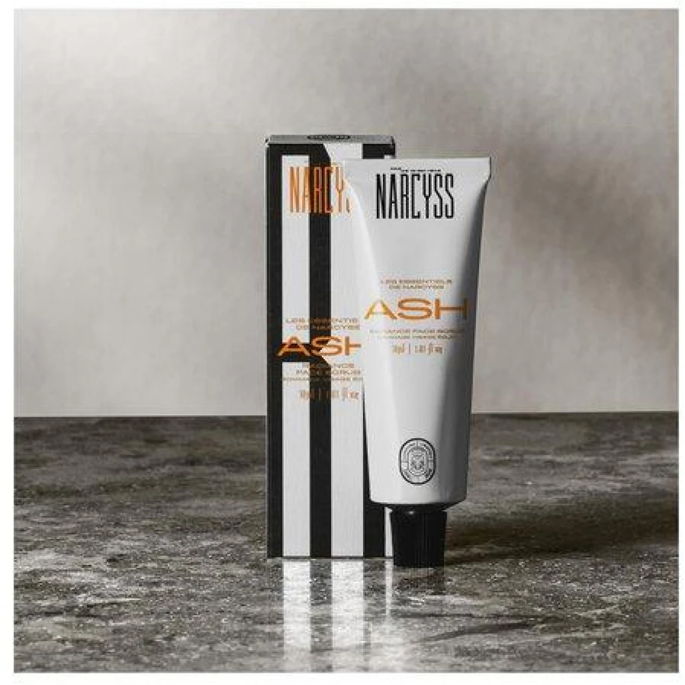 NARCYSS Ash Exfoliating Scrub veido šveitiklis vyrams, 30 ml
