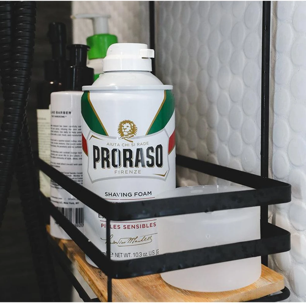 Proraso White Line skutimosi putos - Jautriai odai, 300 ml