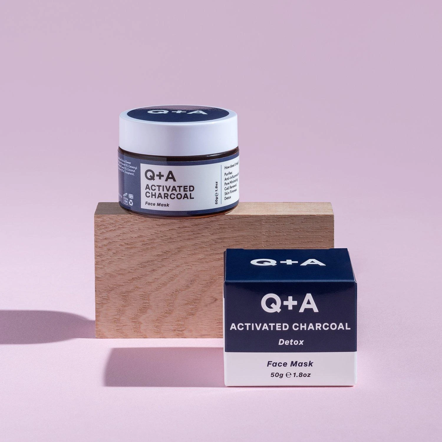 Q+A Activated Charcoal Detox Face Mask Valomoji veido kaukė su aktyvuota anglimi, 50g