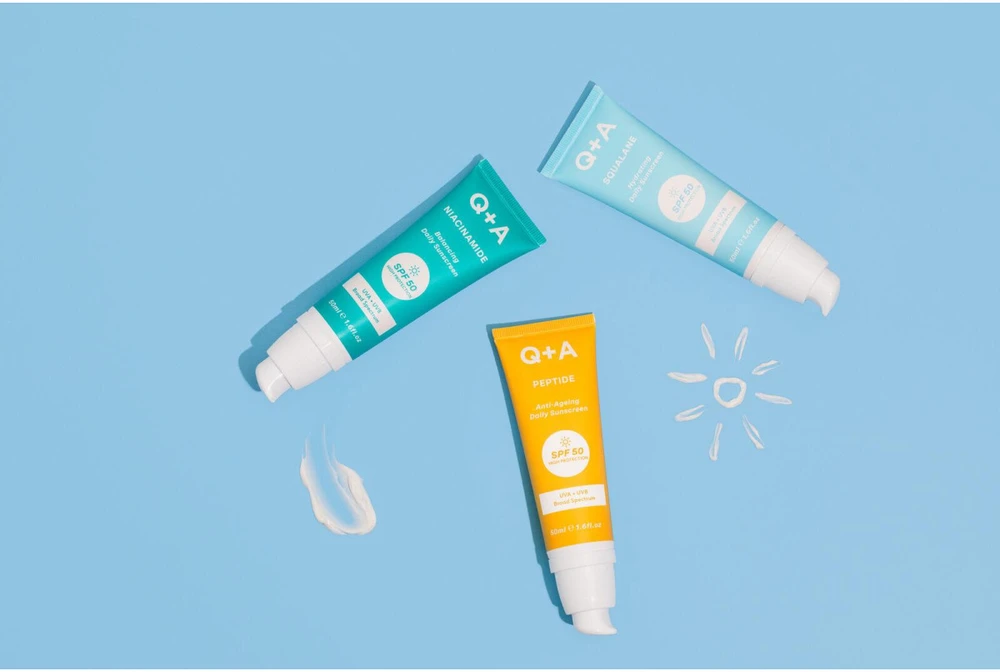 Q+A Niacinamide Balancing SPF50 Apsauginis kremas nuo saulės probleminei odai, 50 ml