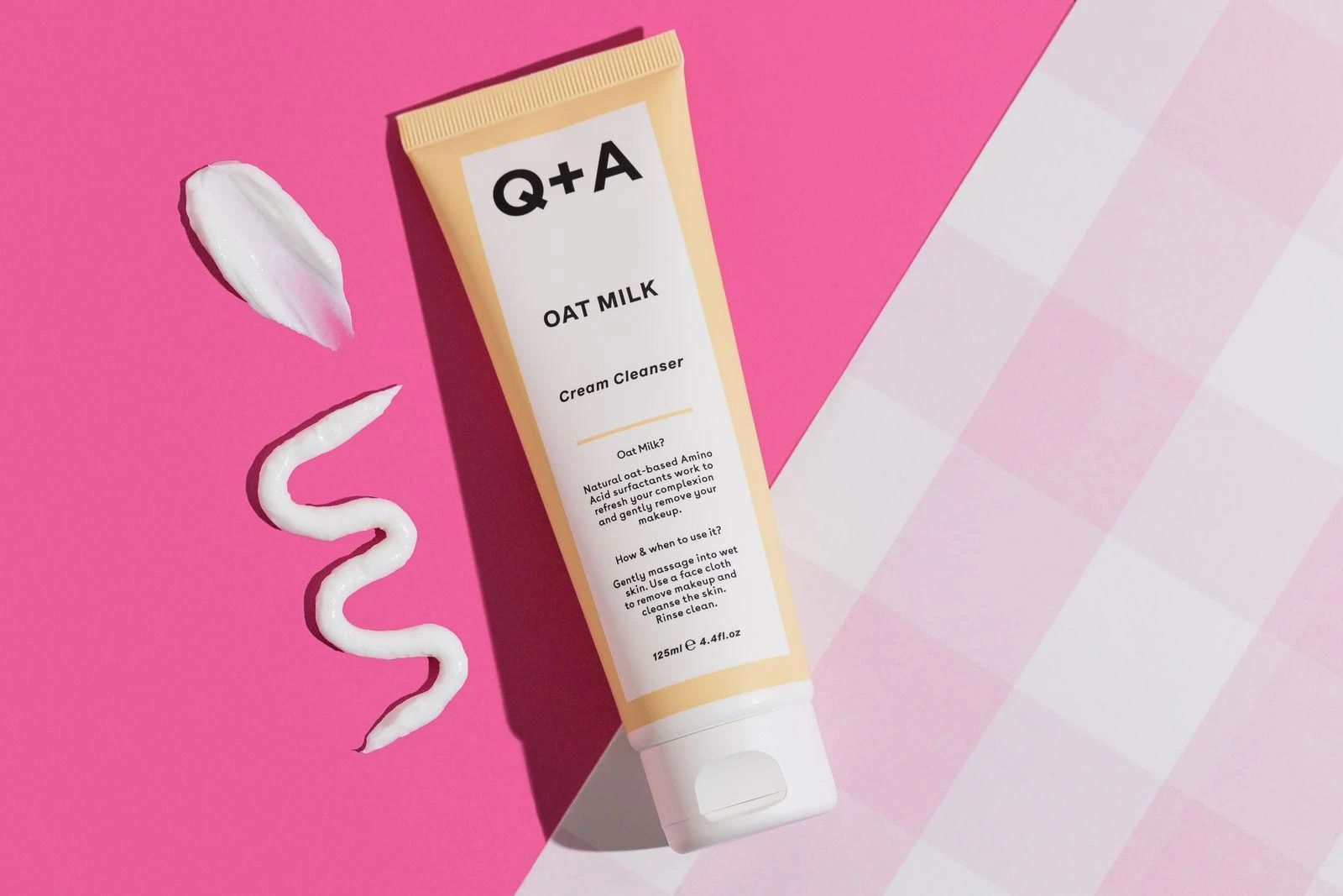Q+A Oat Milk Kreminis Valiklis Kreminis veido prausiklis, 125 ml