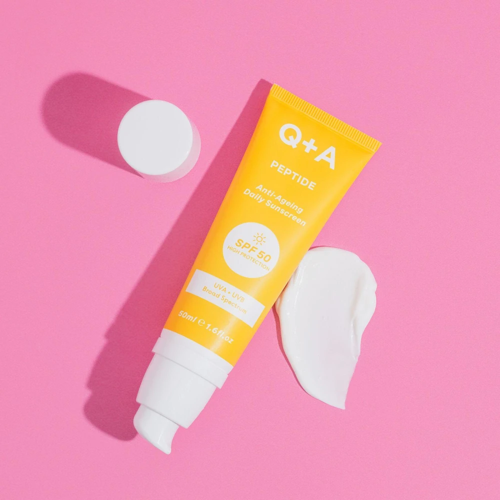 Q+A Peptide Anti-Ageing SPF50 apsauginis kremas nuo saulės brandžiai odai, 50 ml