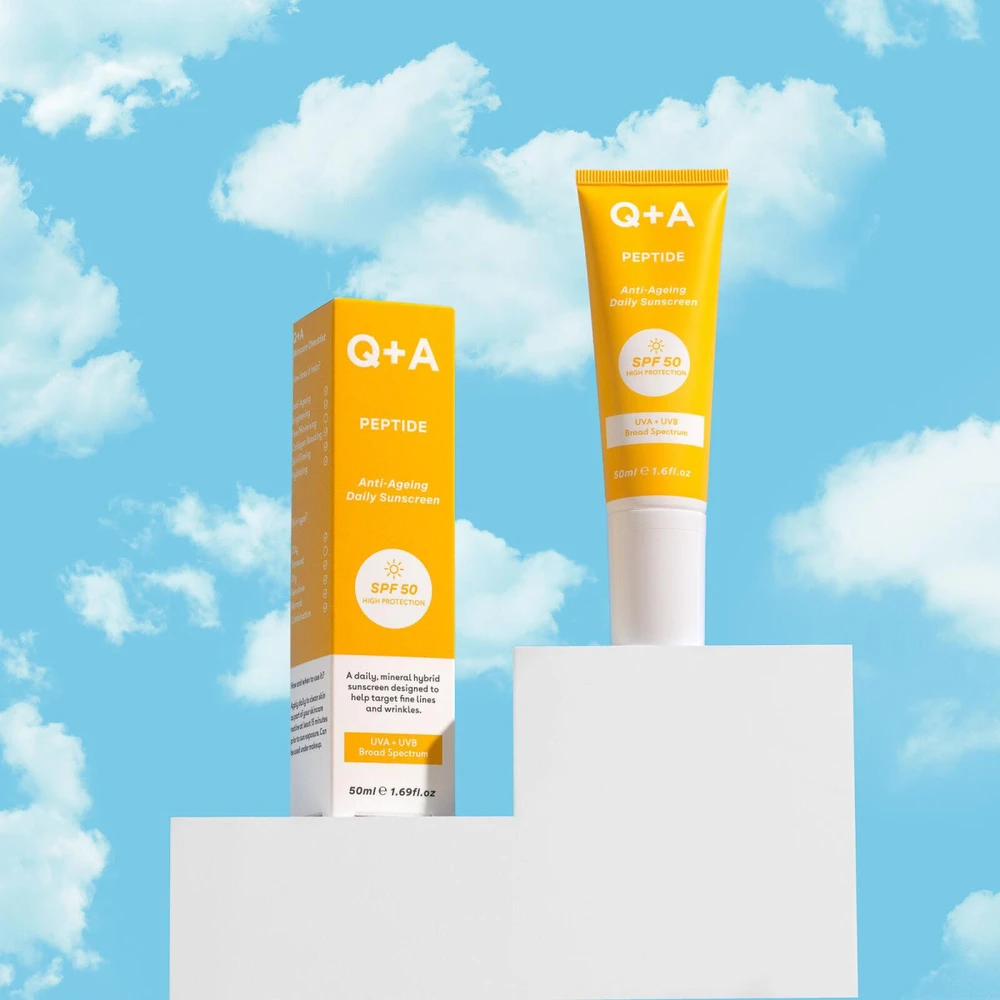 Q+A Peptide Anti-Ageing SPF50 apsauginis kremas nuo saulės brandžiai odai, 50 ml