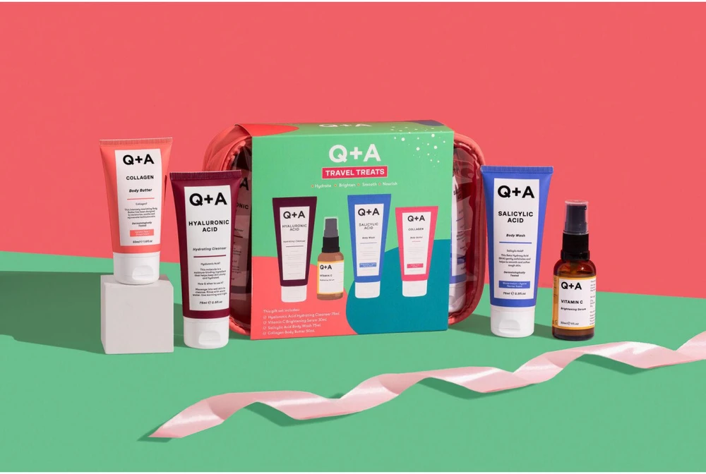 Q+A Travel Treats Gift Set Odos priežiūros priemonių rinkinys