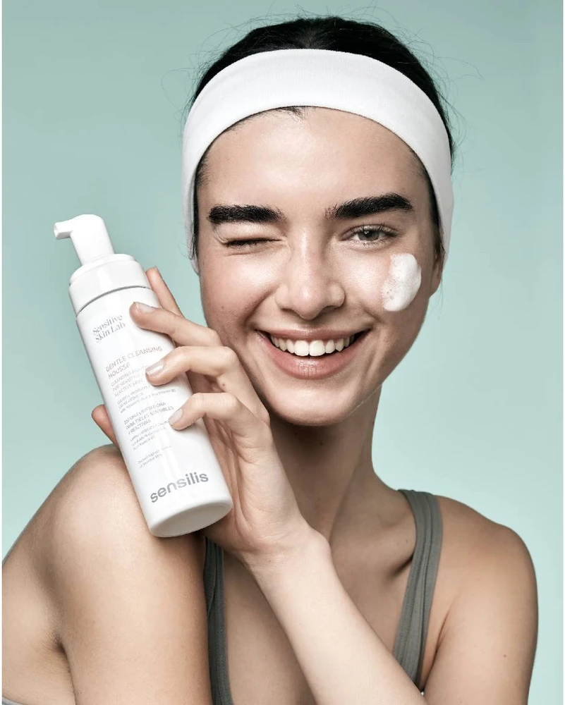 Sensilis Sensitive and Reactive Skin Cleansing Mousse valomosios veido putos jautriai odai, 200 ml