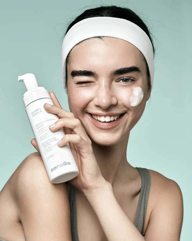 Sensilis Sensitive and Reactive Skin Cleansing Mousse valomosios veido putos jautriai odai, 200 ml