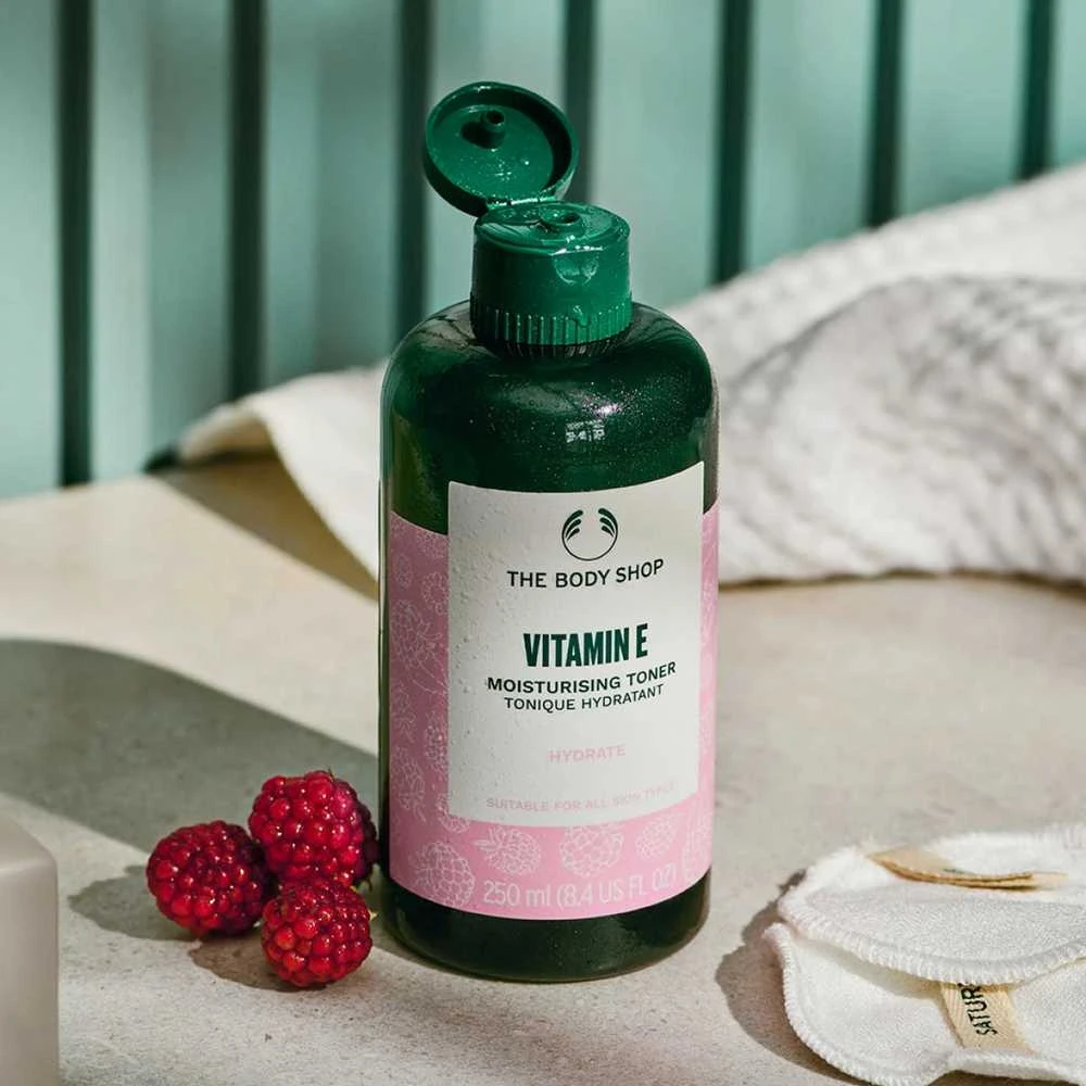 Drėkinamasis tonikas The Body Shop Vitamin E, 250 ml