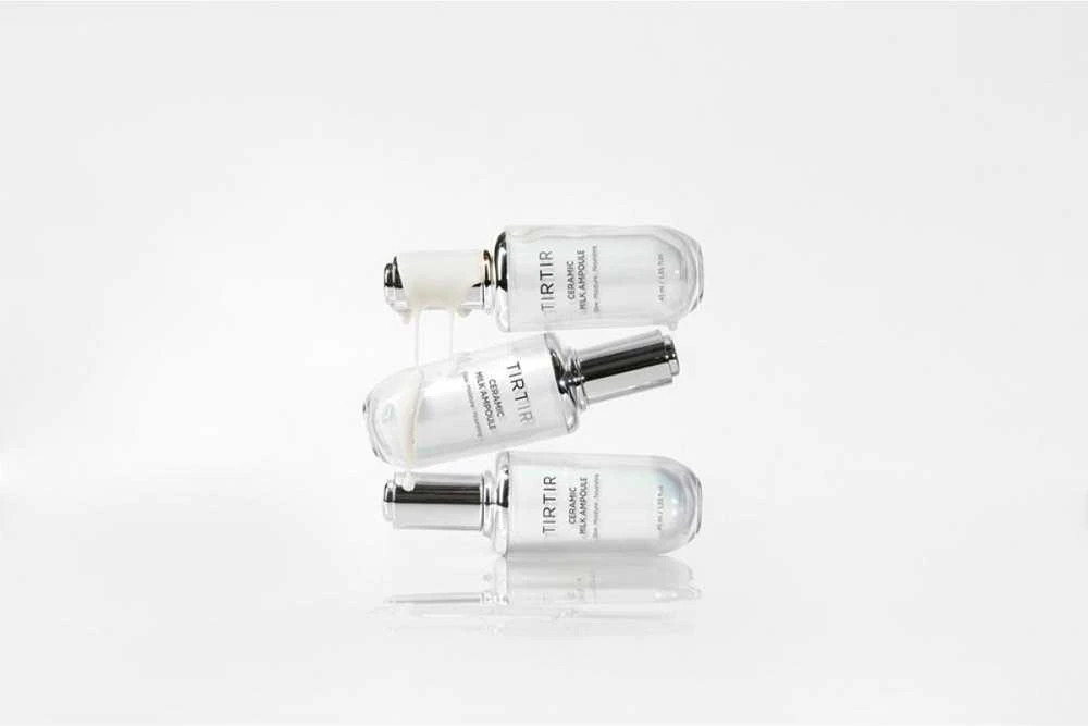 TIRTIR Ceramic Milk Ampoule Skaistinamojo poveikio drėkinamasis veido serumas, 40 ml
