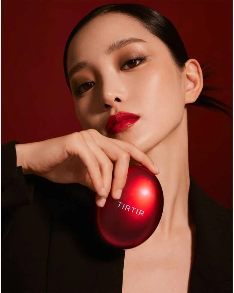 Tirtir Mask Fit Raudona Cushion SPF 40 PA++ makiažo pagrindas-pagalvėlė, atspalvis: 43N Deep Cocoa, 18 g