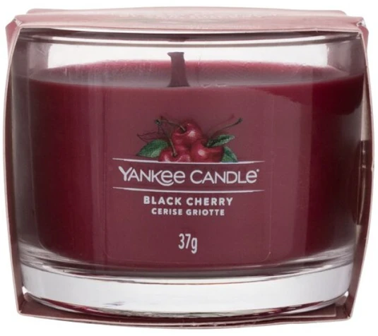 Yankee Candle Juodas Cherry Scented Candle kvapni žvakė, 623 ml
