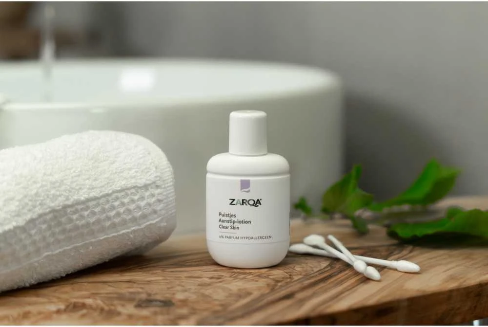Zarqa Clear Skin taškinis losjonas į aknę linkusios odos intensyviai priežiūrai, 20 ml