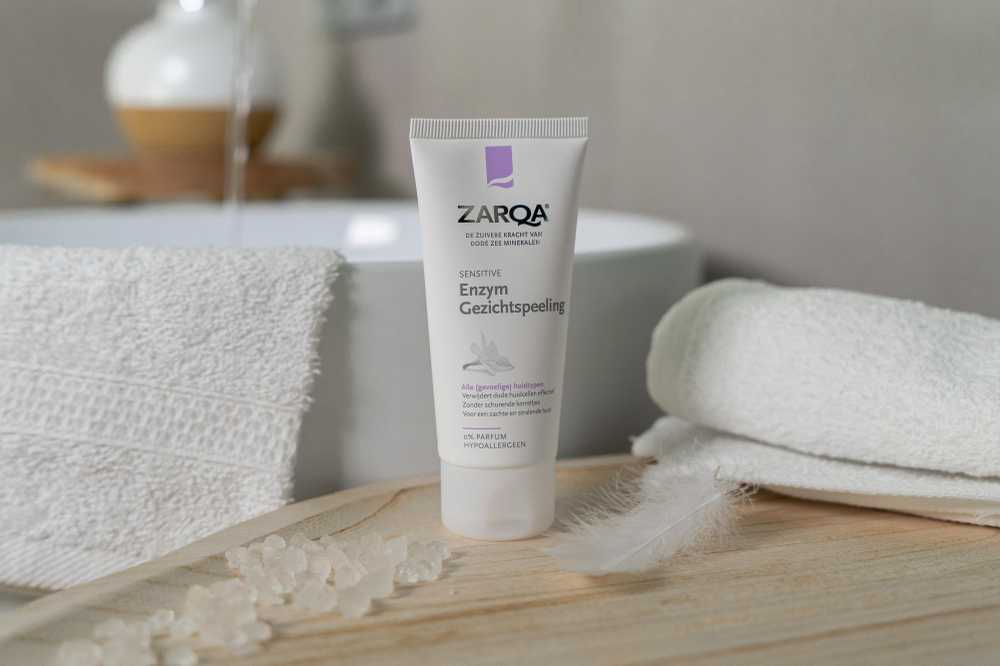 Zarqa enziminis švelnus veido pilingas, 50 ml