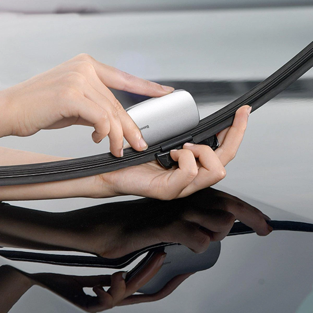 Baseus valytuvų restauravimo prietaisas skirtas automobiliniams valytuvams - sidabrinis