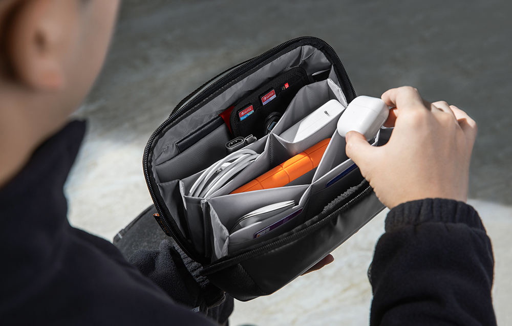 Priedas Pouch 2.4L Tomtoc Navigator-T13 (juodas) aprašymas - Prekės nuotrauka Priedas Pouch 2.4L Tomtoc Navigator-T13 (juodas) aprašymas - Prekės nuotrauka
