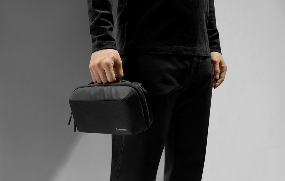 Priedas Pouch 2.4L Tomtoc Navigator-T13 (juodas) aprašymas - Prekės nuotrauka Priedas Pouch 2.4L Tomtoc Navigator-T13 (juodas) aprašymas - Prekės nuotrauka
