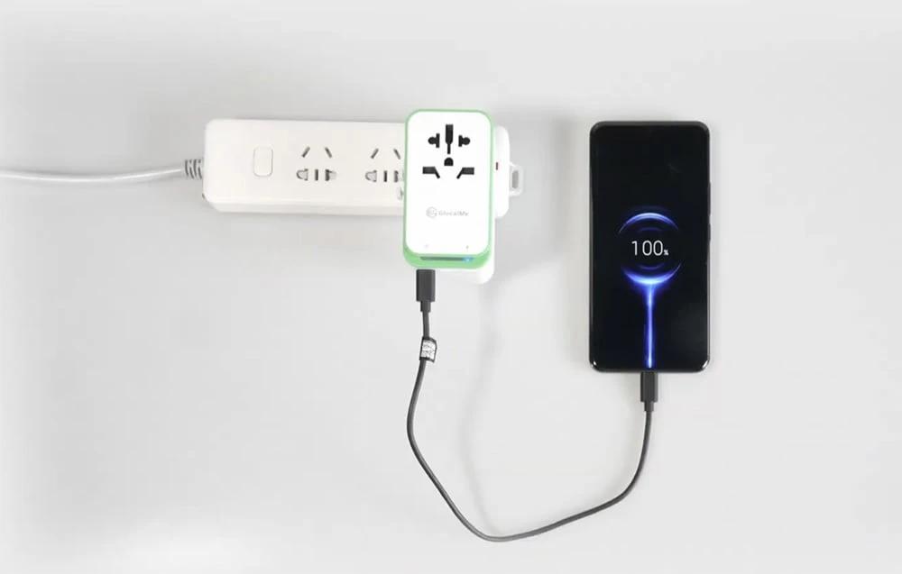 Adapteris Roamplug su viešosios interneto prieigos tašku 4G/LTE Wi-Fi GlocalMe aprašymas - Prekės nuotrauka Adapteris Roamplug su viešosios interneto prieigos tašku 4G/LTE Wi-Fi GlocalMe aprašymas - Prekės nuotrauka