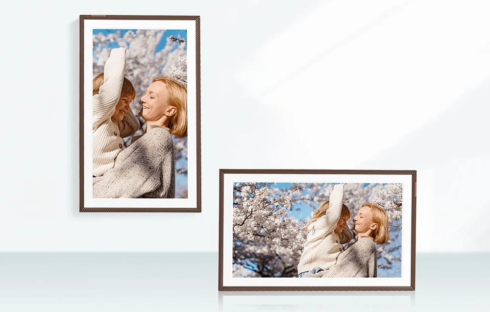 Nuotraukų rėmelis Arzopa D156 (ruda) 15.6" digital photo frame aprašymas - Prekės nuotrauka Nuotraukų rėmelis Arzopa D156 (ruda) 15.6" digital photo frame aprašymas - Prekės nuotrauka