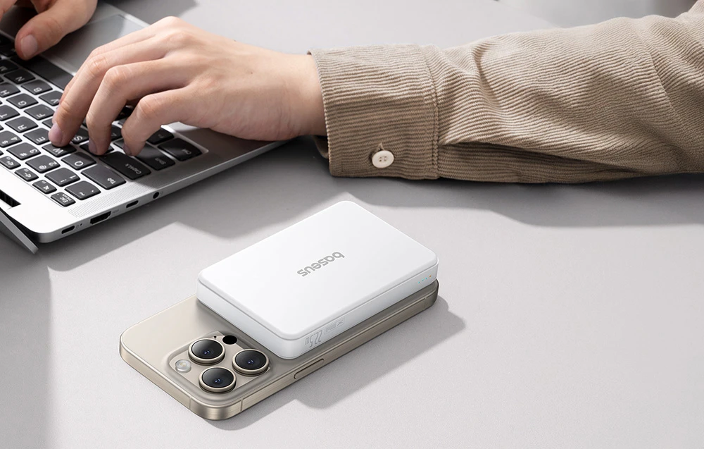 Baseus Airpow II Qi2 USB USB-C 22.5W 10000mAh balta aprašymas - Prekės nuotrauka