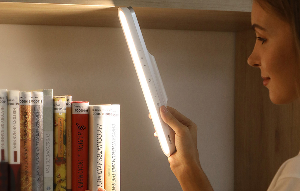Baseus Įkraunamas šviestuvas pakabinamas po lentyna 5W 1800mAh, šviesos srautas ≥100lm aprašymas - Prekės nuotrauka Baseus Įkraunamas šviestuvas pakabinamas po lentyna 5W 1800mAh, šviesos srautas ≥100lm aprašymas - Prekės nuotrauka