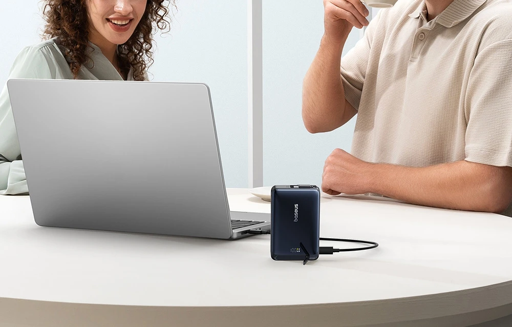 Baseus Nomos Qi2 magnetinė išorinė baterija, USB-C 10000mAh 45W aprašymas - Prekės nuotrauka Baseus Nomos Qi2 magnetinė išorinė baterija, USB-C 10000mAh 45W aprašymas - Prekės nuotrauka