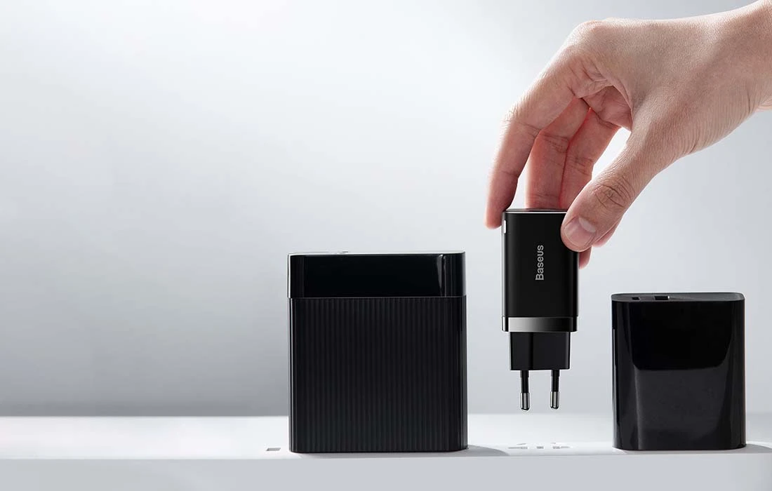 Baseus Super Si Pro įkroviklis USB + USB-C 30W - Juodas aprašymas - Prekės nuotrauka Baseus Super Si Pro įkroviklis USB + USB-C 30W - Juodas aprašymas - Prekės nuotrauka