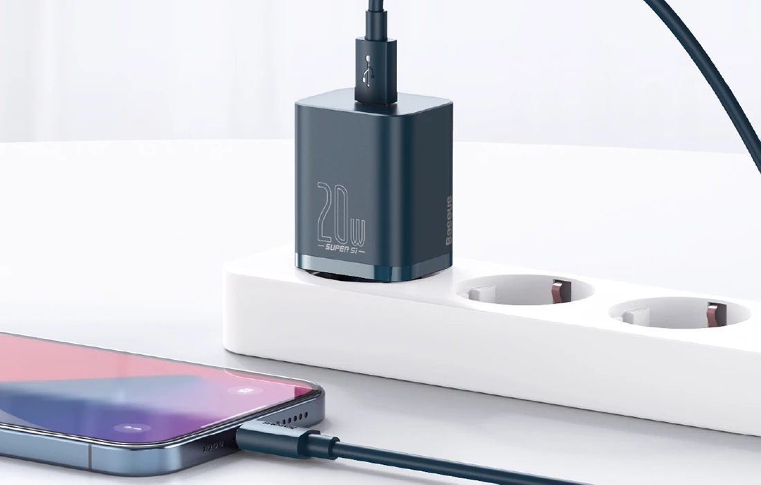 Baseus Super Si 1C 20W greitas sieninis įkroviklis su 1m USB-C - Lightning kabeliu - Mėlynas aprašymas - Prekės nuotrauka