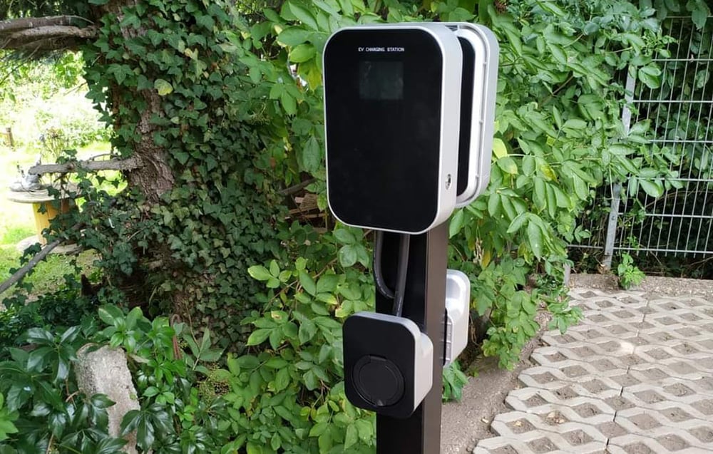 Extralink Besen sieninis įkroviklis elektromobiliams BS20 22kW APP aprašymas - Prekės nuotrauka